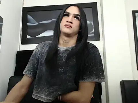 karla lovera online show from 07-04-26, 08:26