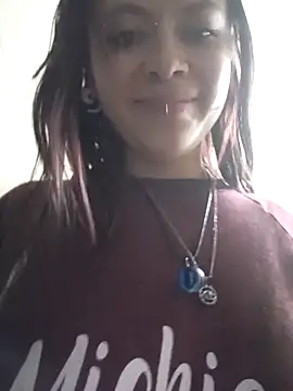 Snapshot of AuroraaMoonn chatting on 04-02-26, 04:32 AuroraaMoonn online show from 04-02-26, 04:32