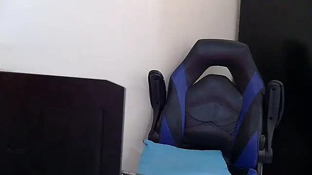 Darkkras online show from 05-19-26, 02:01