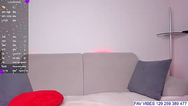 HoneyBunnyy  online show from 07-17-26, 07:19
