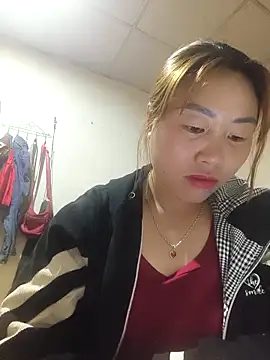 Snapshot of he-se-kin chatting on 03-30-26, 12:44 he-se-kin online show from 03-30-26, 12:44