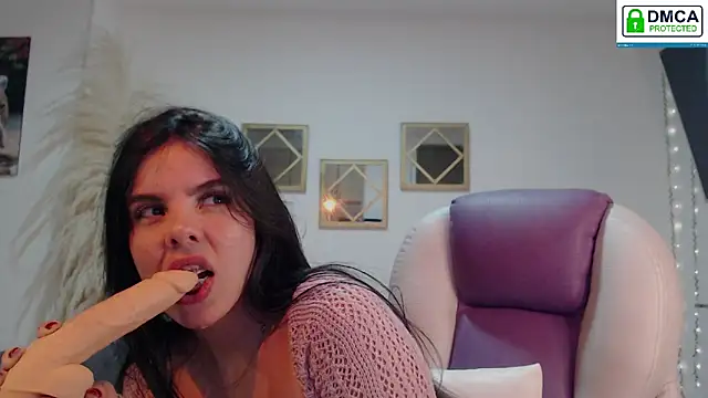 Sara kp online show from 04-21-26, 01:42