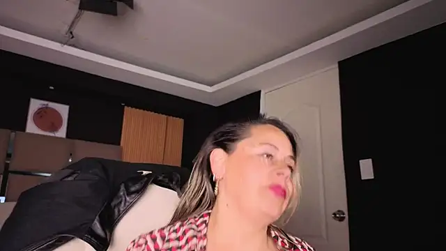 Cinthya roberts online show from 07-18-26, 02:21