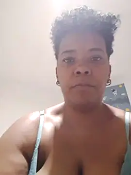 Snapshot of spider37 chatting on 05-14-26, 02:40 spider37 online show from 05-14-26, 02:40