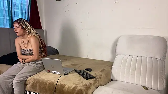 perceo and saddie online show from 05-24-26, 08:03