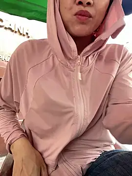 Lisa-07 online show from 04-18-26, 11:38