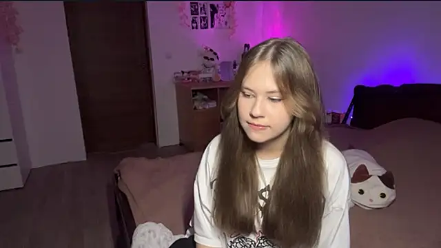 NyelleSpir online show from 05-31-26, 06:09