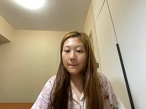 tutu512 online show from 05-24-26, 11:04