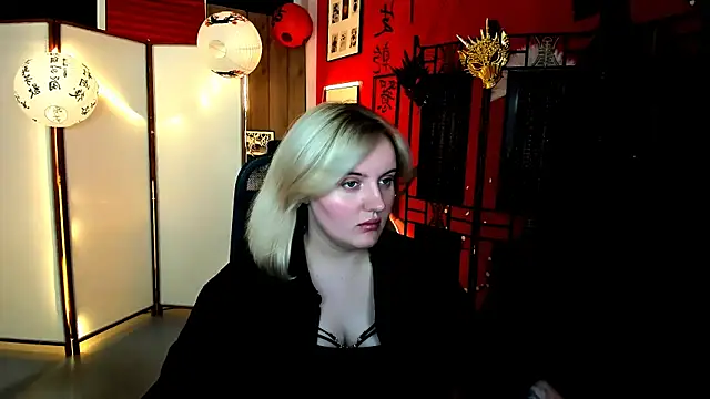 Snapshot of KathyBriggs chatting on 05-17-26, 05:05 KathyBriggs online show from 05-17-26, 05:05
