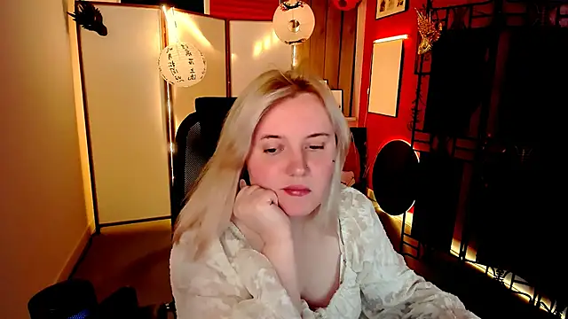 Snapshot of KathyBriggs chatting on 06-06-26, 05:12 KathyBriggs online show from 06-06-26, 05:12