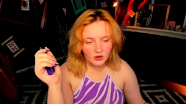 Snapshot of KathyBriggs chatting on 08-02-26, 09:19 KathyBriggs online show from 08-02-26, 09:19