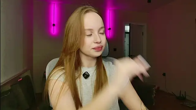 BunnyShinex online show from 07-18-26, 02:32