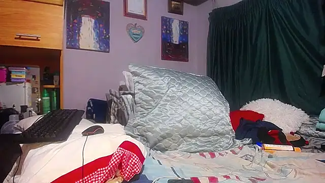 Noviavee online show from 05-11-26, 05:43