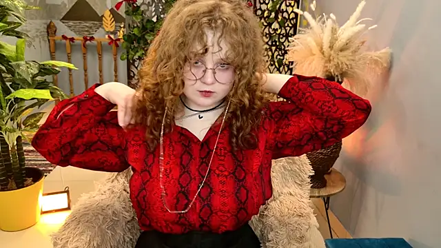 SaraSweetness online show from 03-31-26, 08:59
