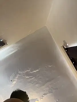 hotbottominr online show from 04-26-26, 08:01