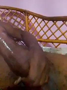 Snapshot of TomaTuYuco chatting on 03-26-26, 03:23 TomaTuYuco online show from 03-26-26, 03:23