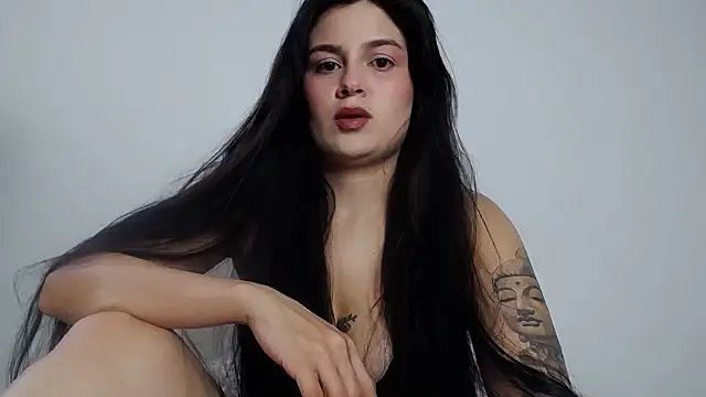SofiaBanks  online show from 05-26-26, 07:21