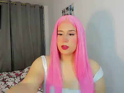 Snapshot of tinnajana chatting on 03-30-26, 08:32 tinnajana online show from 03-30-26, 08:32