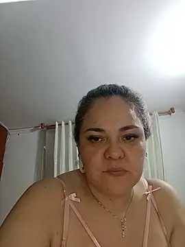 Natashablade   online show from 05-30-26, 01:57