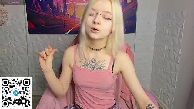 Snapshot of Mary_Wester chatting on 06-03-26, 07:22 Mary Wester online show from 06-03-26, 07:22