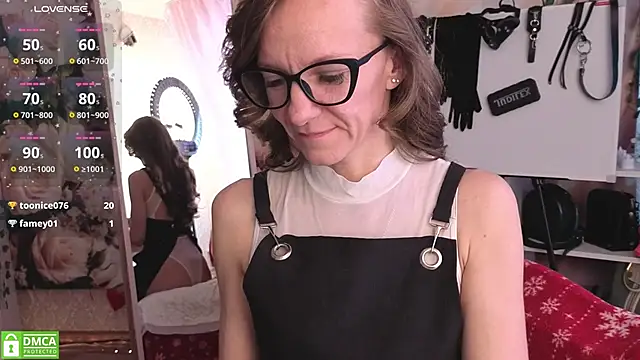 jesica mooonn online show from 05-19-26, 04:30