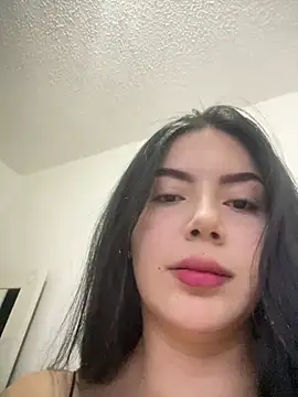 Cami olarte online show from 04-24-26, 05:10