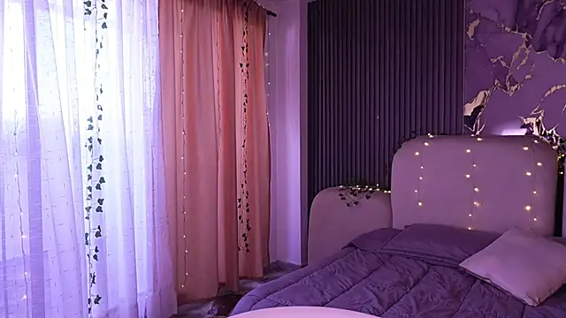 LilithLuxor  online show from 03-31-26, 12:49