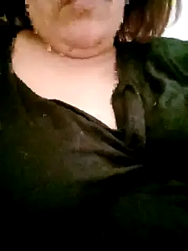 Snapshot of Nottila chatting on 04-05-26, 02:47 Nottila online show from 04-05-26, 02:47