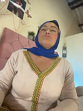 Snapshot of Marian_fadel chatting on 06-09-26, 01:34 Marian fadel online show from 06-09-26, 01:34