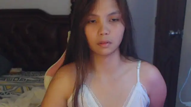 Snapshot of sweet_21_1 chatting on 04-13-26, 05:13 sweet 21 1 online show from 04-13-26, 05:13