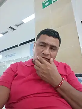 luis20212 online show from 05-23-26, 03:49