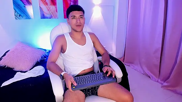 SeanStonee online show from 05-26-26, 11:34