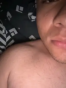 Snapshot of Theohernan chatting on 04-09-26, 06:19 Theohernan online show from 04-09-26, 06:19