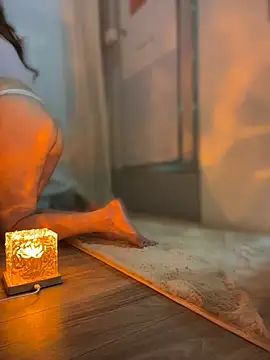 Snapshot of HongKong_Lana chatting on 04-13-26, 06:19 HongKong Lana online show from 04-13-26, 06:19