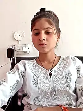 Snapshot of TANU01990 chatting on 04-03-26, 04:21 TANU01990 online show from 04-03-26, 04:21