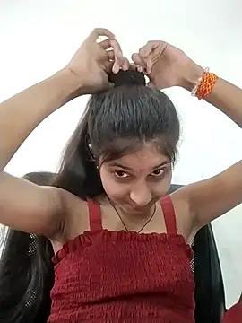 Snapshot of TANU01990 chatting on 04-17-26, 04:04 TANU01990 online show from 04-17-26, 04:04