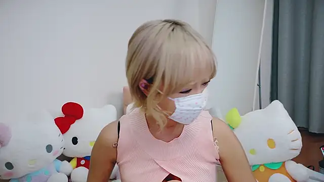 baby  cherry   online show from 04-21-26, 12:00