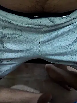 Snapshot of sweetcock180 chatting on 03-28-26, 09:09 sweetcock180 online show from 03-28-26, 09:09