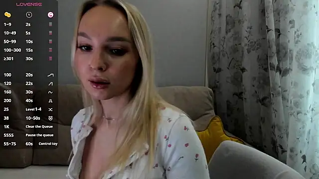 Snapshot of MelodyIllves chatting on 03-30-26, 10:27 MelodyIllves online show from 03-30-26, 10:27