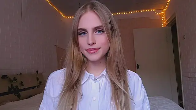 EveCoutch online show from 03-31-26, 12:05