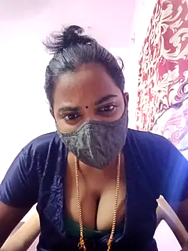 Snapshot of tamilratchasii chatting on 03-28-26, 05:51 tamilratchasii online show from 03-28-26, 05:51