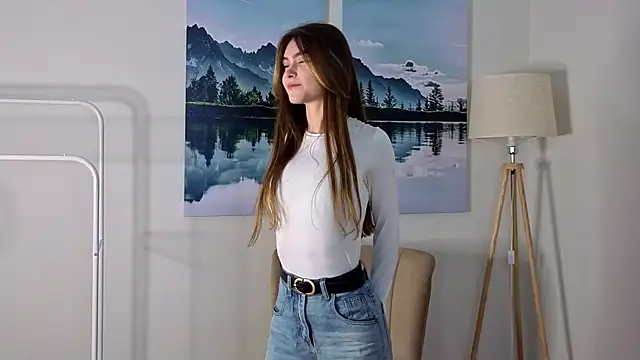 Snapshot of CherlyGuss chatting on 03-28-26, 05:51 CherlyGuss online show from 03-28-26, 05:51