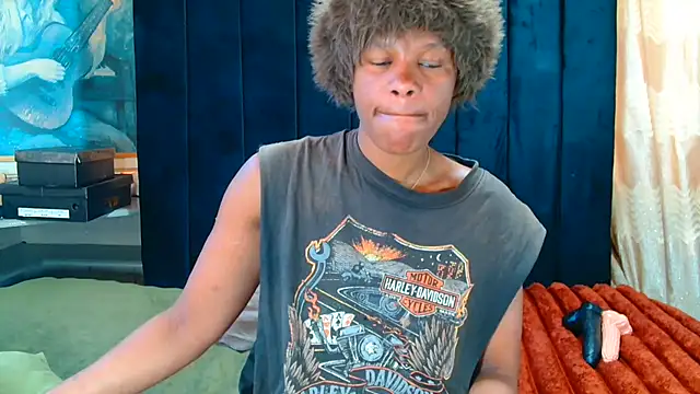 CaramelCandyxx online show from 07-28-26, 06:09