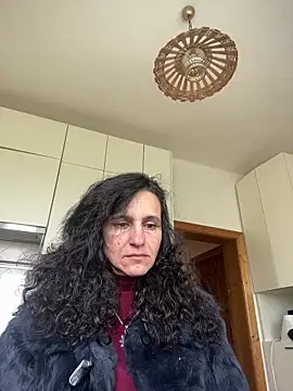 Snapshot of StellaMia263 chatting on 05-16-26, 01:32 StellaMia263 online show from 05-16-26, 01:32