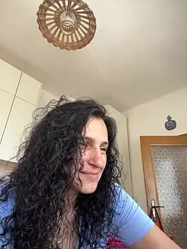 Snapshot of StellaMia263 chatting on 06-18-26, 08:14 StellaMia263 online show from 06-18-26, 08:14