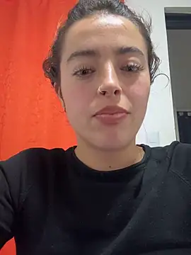 cattleya Louise online show from 04-17-26, 03:42