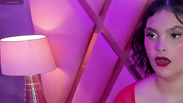 KeilynValencia online show from 04-07-26, 09:04