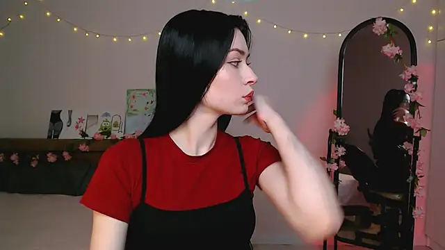 Snapshot of Tina_Charm chatting on 06-24-26, 06:29 Tina Charm online show from 06-24-26, 06:29