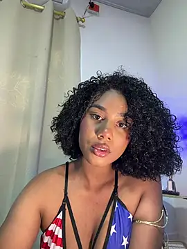 Hilaryebony  online show from 07-04-26, 08:37
