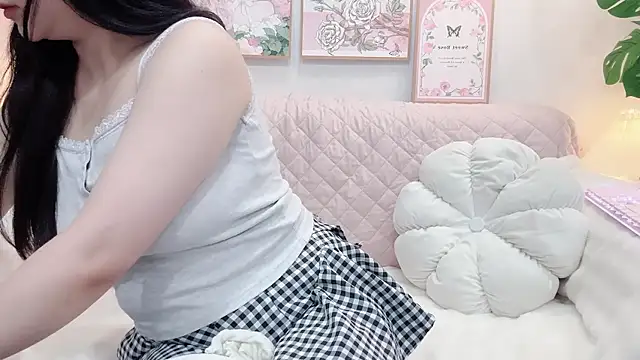 kittrnjpgirl online show from 06-26-26, 01:43